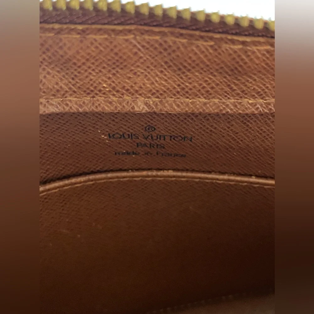 💥Auth Louis Vuitton vintage Orsay clutch. In amazing condition. - Picture 3 of 9